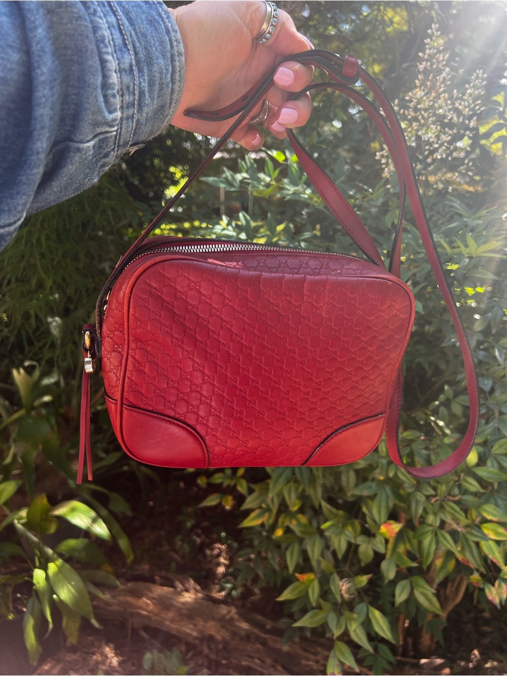 GUCCI Red Leather Microguccissima Bree Crossbody Bag - Picture 3 of 17